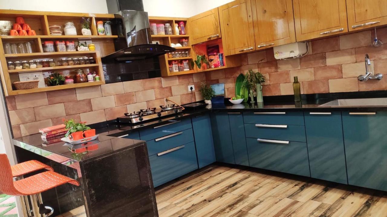 Entire Craftsman House With 2 Bedrooms Kitchen And More Rāipur Exteriör bild